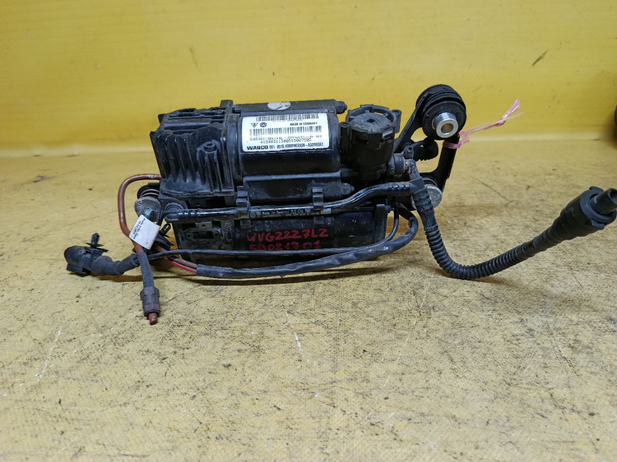 Компрессор подвески 7L0616006D на Volkswagen Touareg 7L Фото 3