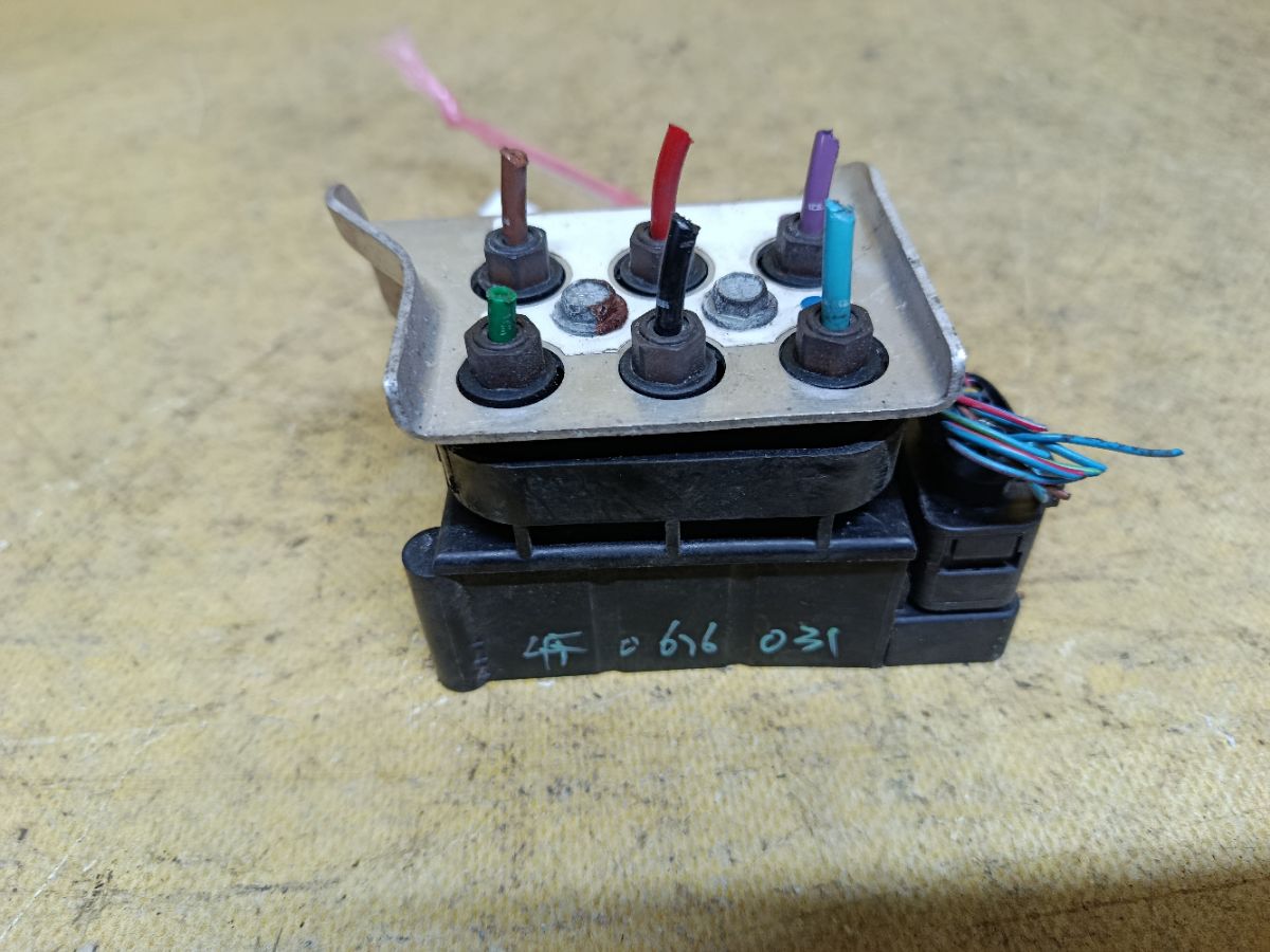 Компрессор подвески 4E0616014B на Audi A8 4E Фото 1