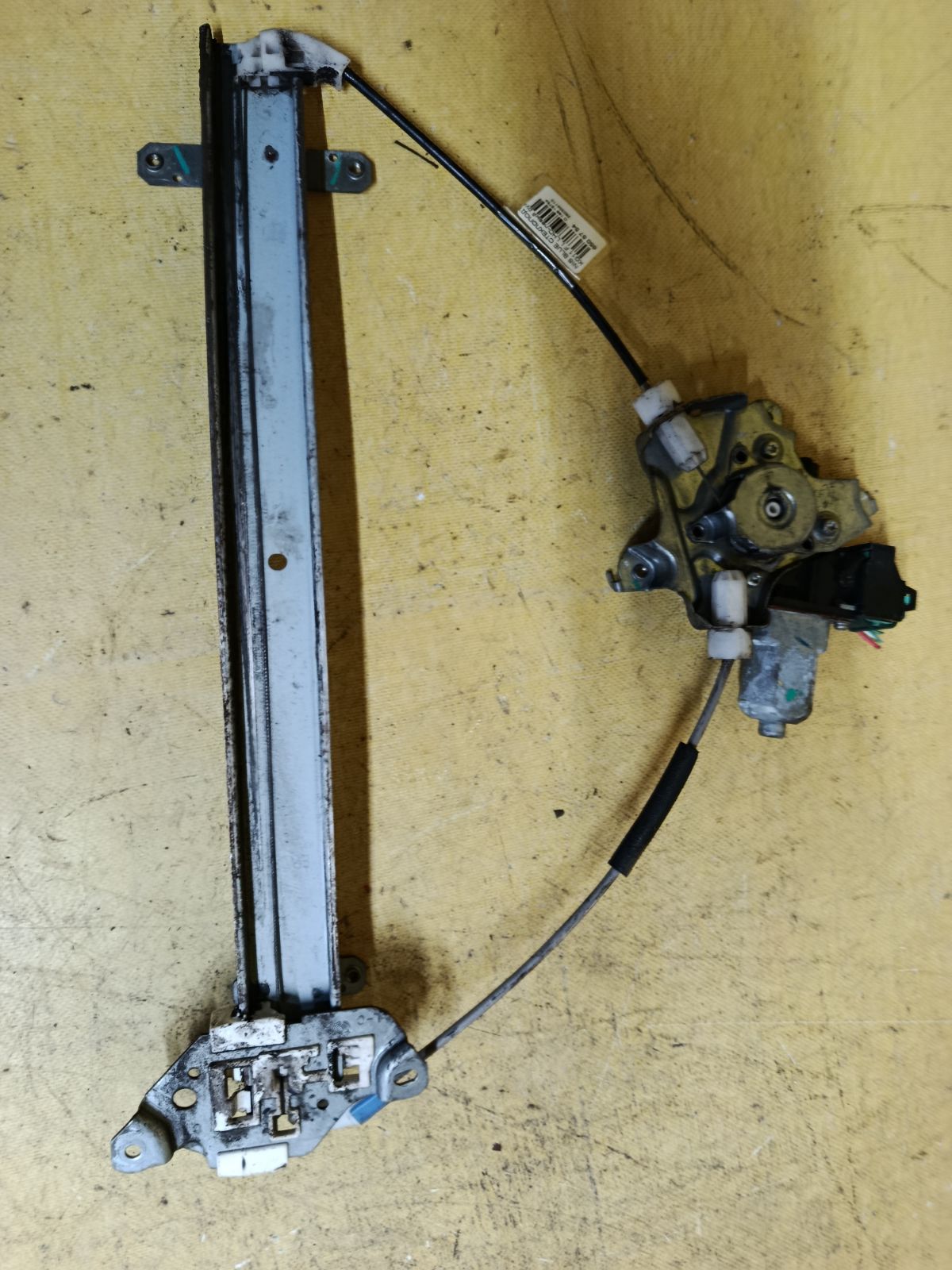 Стеклоподъемный механизм на Nissan Bluebird Sylphy KG11 Фото 2