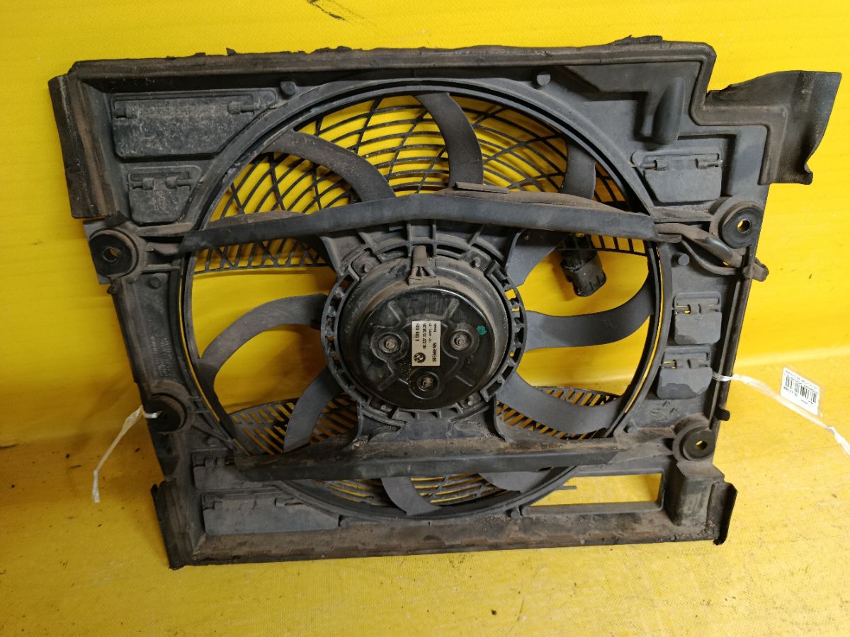 Вентилятор радиатора кондиционера 6909895, 64546908030 на Bmw 5-Series E39 Фото 2