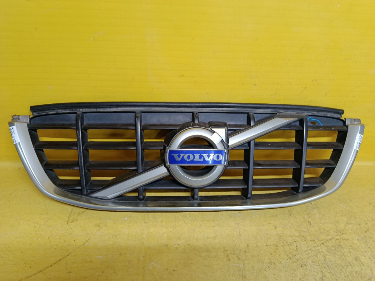 Решетка радиатора 30764556 на Volvo Xc60 DZ Фото 1