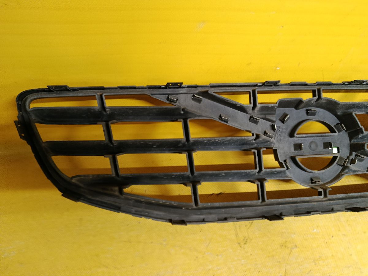 Решетка радиатора 30795040 на Volvo S60 FS Фото 5