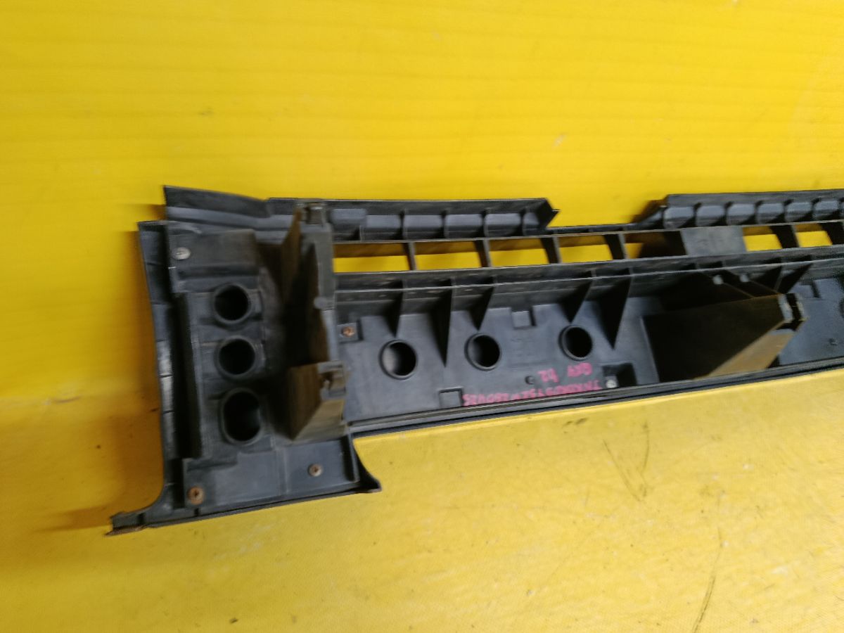 Решетка радиатора 62310-3W701 на Infiniti Qx4 R50 Фото 5