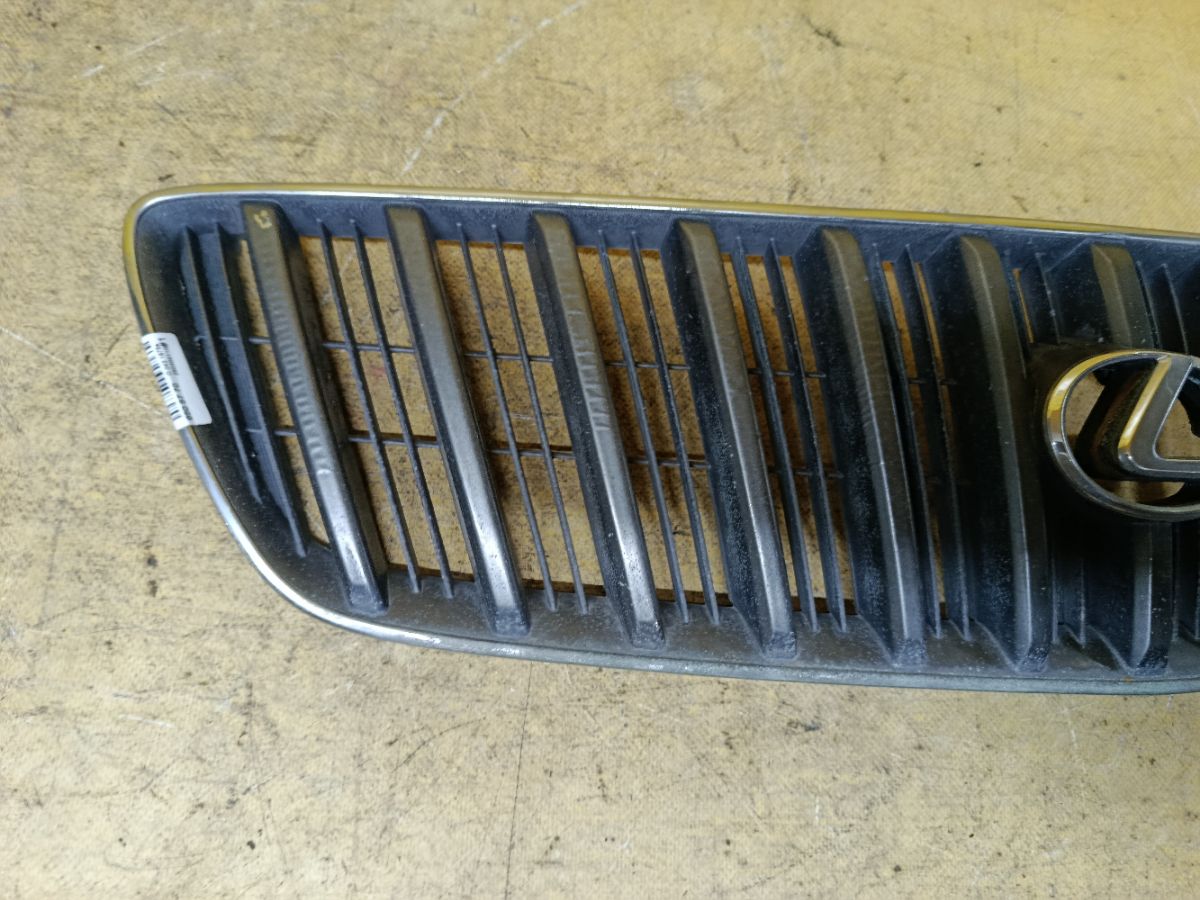 Решетка радиатора на Lexus Rx300 MCU15L Фото 2