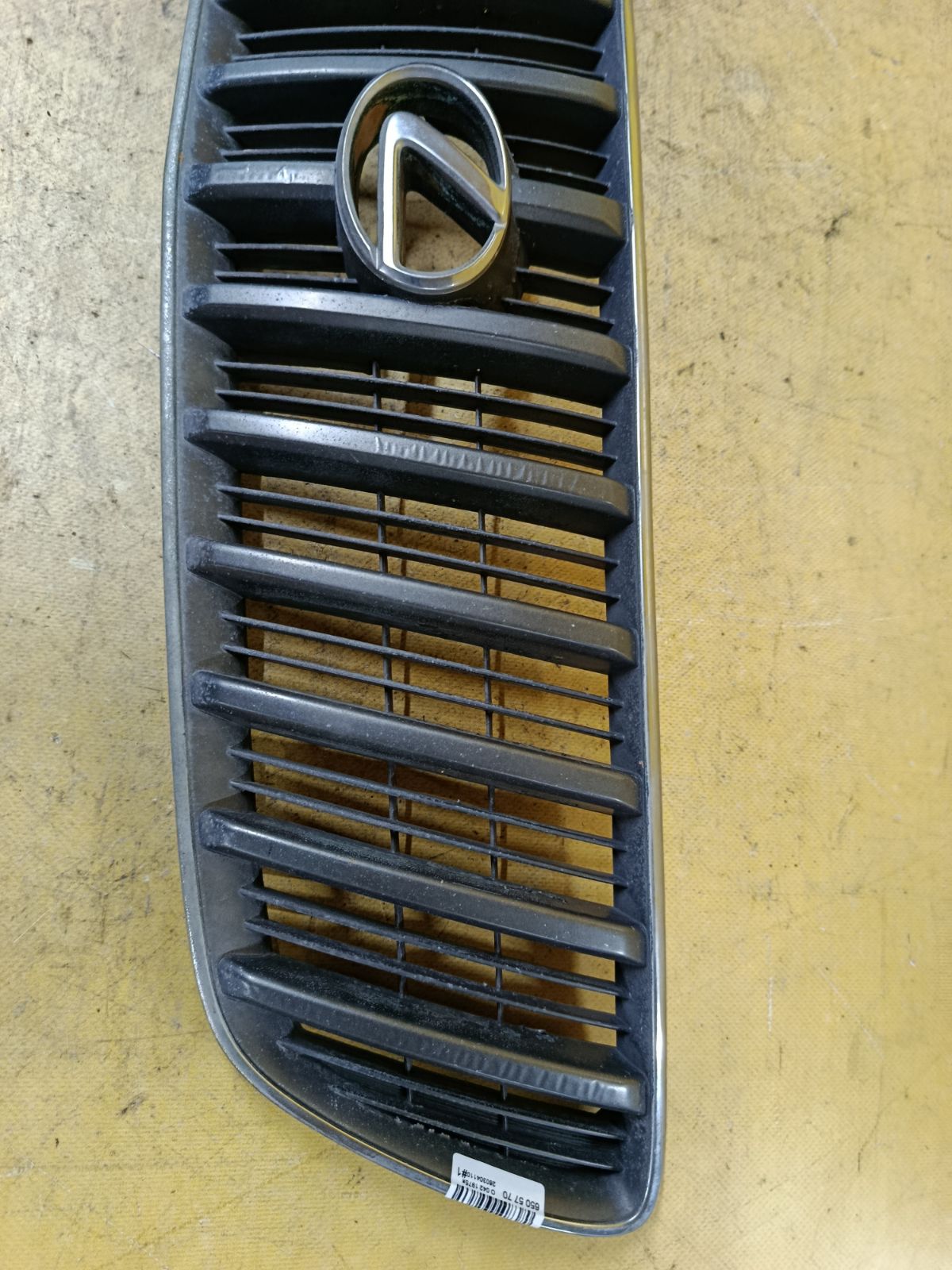 Решетка радиатора на Lexus Rx300 MCU15L Фото 3