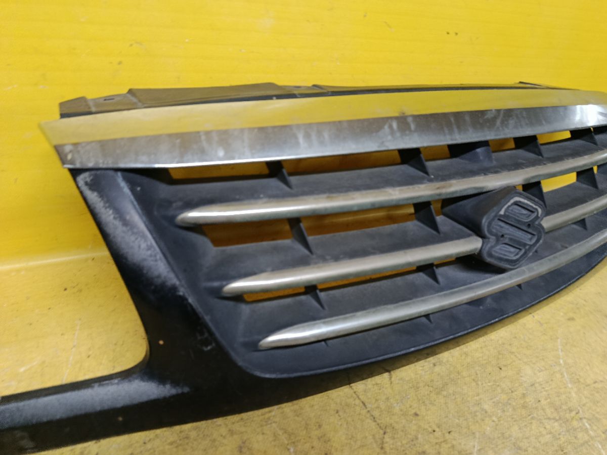 Решетка радиатора 72111-65D10 на Suzuki Grand Vitara TD92V Фото 4