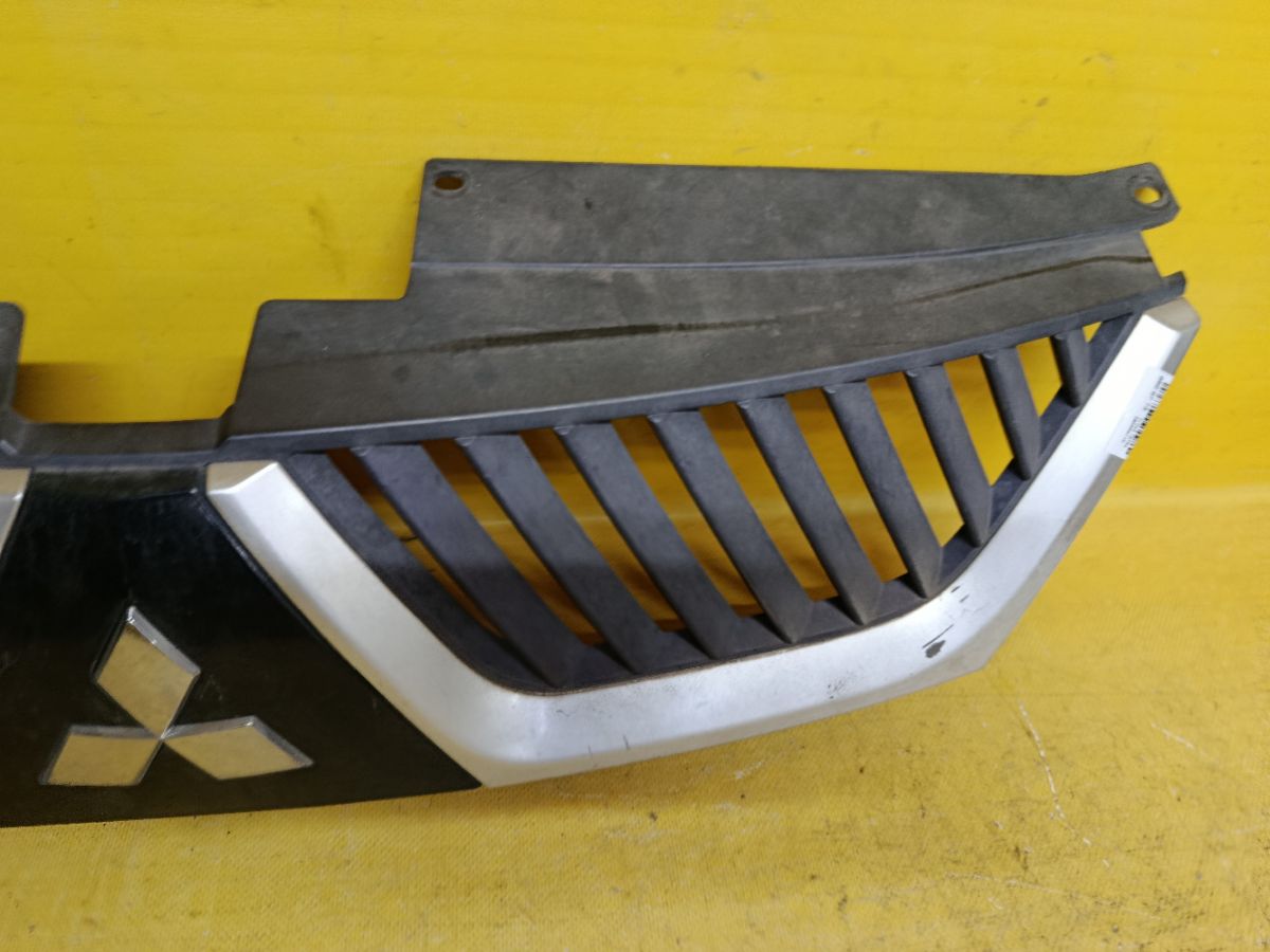 Решетка радиатора 7450A037ZZ на Mitsubishi Outlander CW5W Фото 3