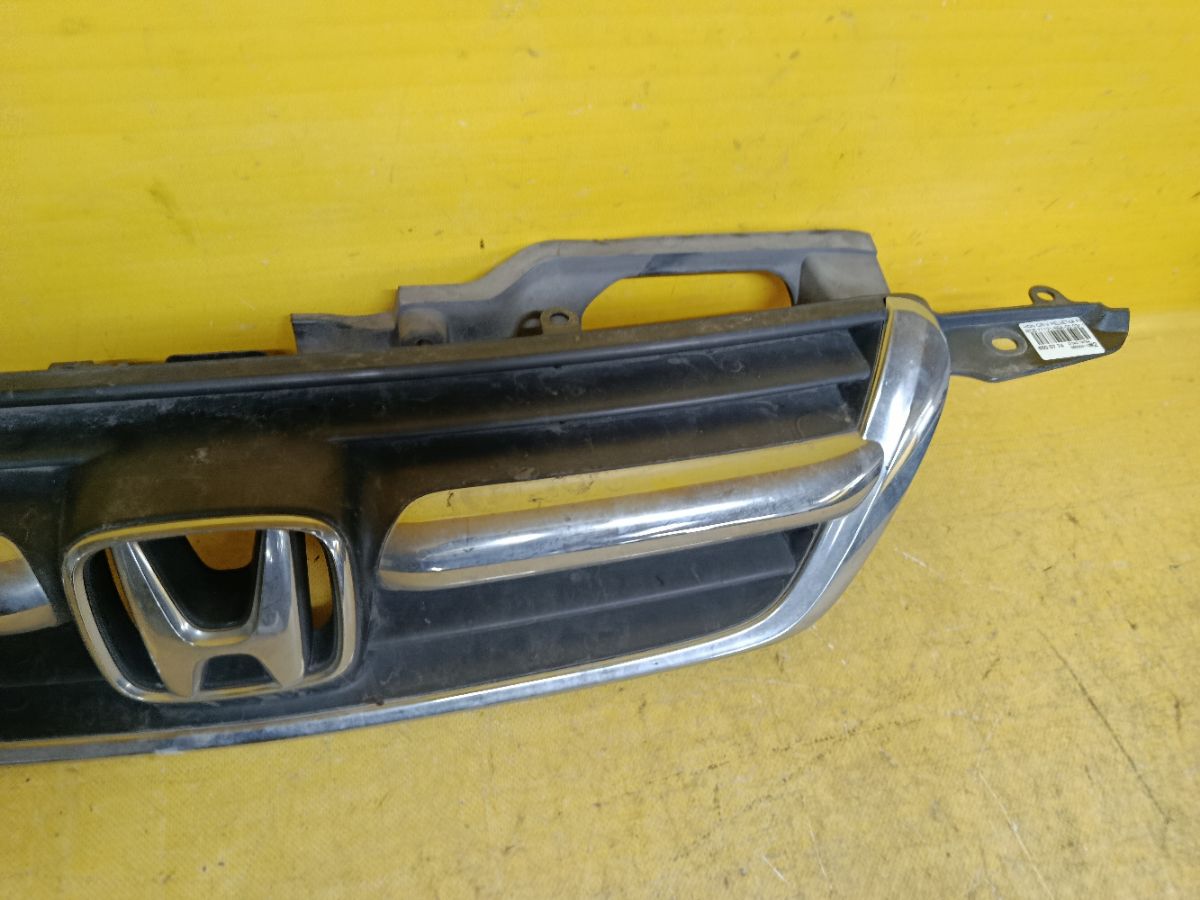 Решетка радиатора 71121-S9A-00, 725A-CRV-02 на Honda Cr-V RD5 Фото 3