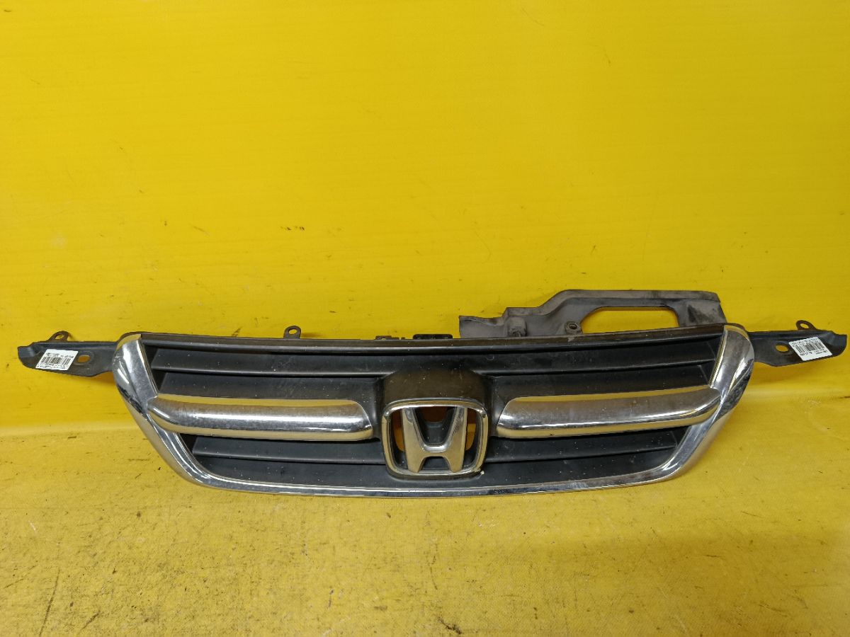 Решетка радиатора 71121-S9A-00, 725A-CRV-02 на Honda Cr-V RD5 Фото 1