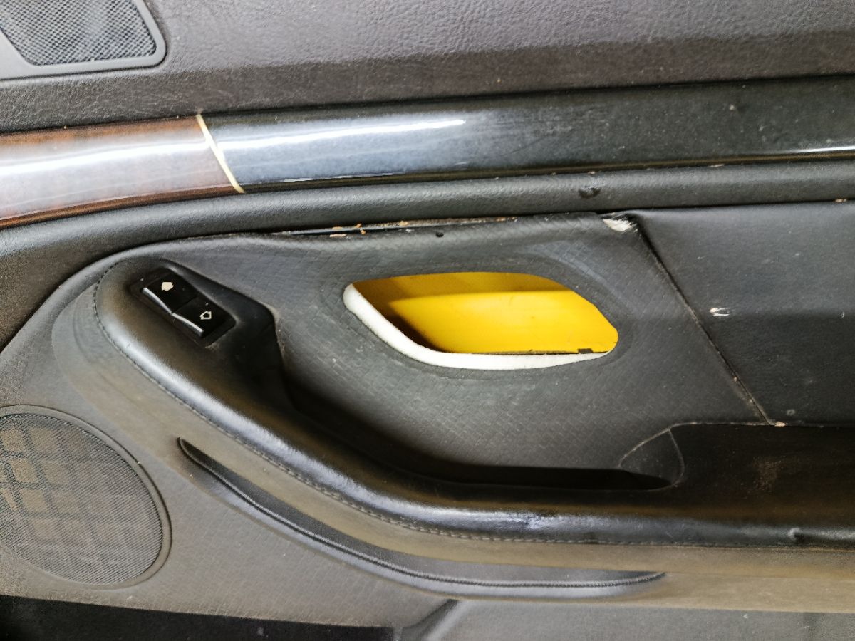 Обшивка двери на Bmw 5-Series E39 Фото 11