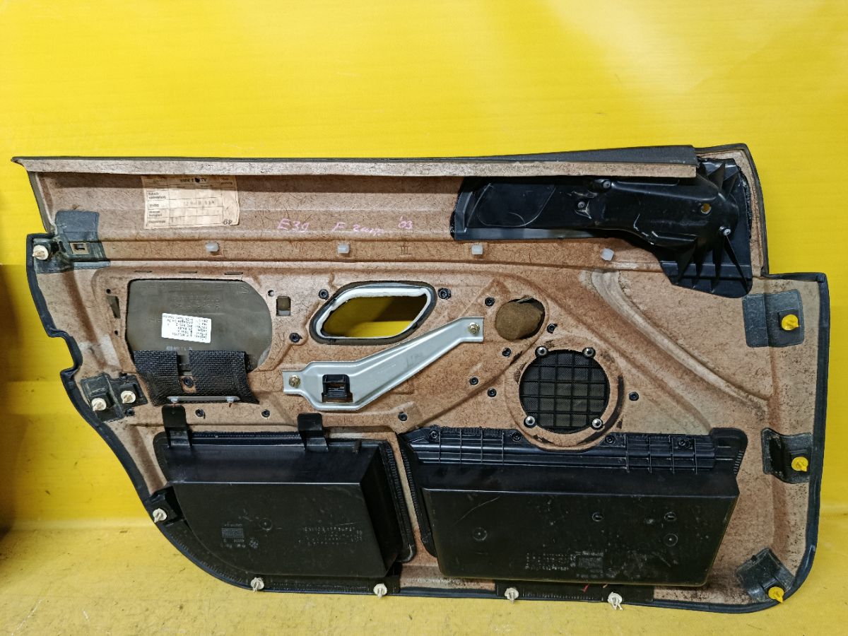 Обшивка двери на Bmw 5-Series E39 Фото 14