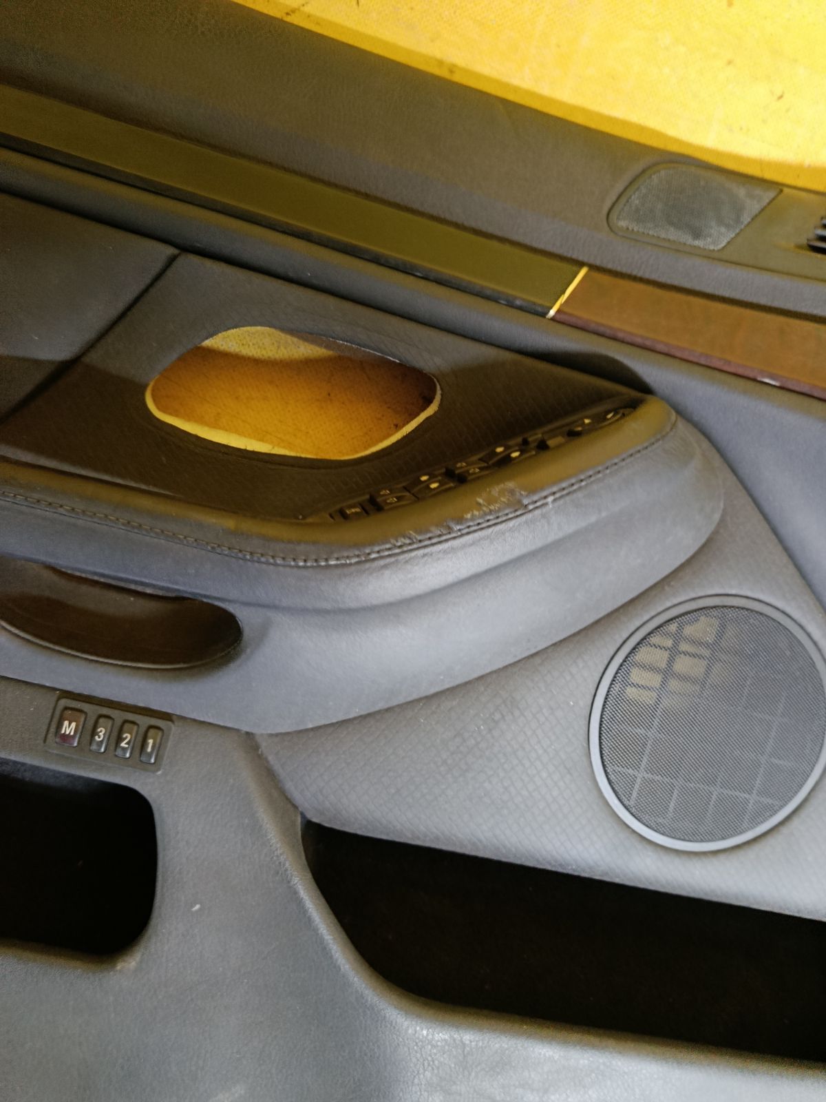 Обшивка двери на Bmw 5-Series E39 Фото 8