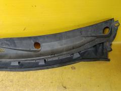 Решетка под лобовое стекло 66862-ED500, 66820-ED50A на Nissan Tiida C11 Фото 2