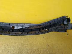 Решетка под лобовое стекло 66862-ED500, 66820-ED50A на Nissan Tiida C11 Фото 4