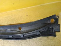 Решетка под лобовое стекло 66862-ED500, 66820-ED50A на Nissan Tiida C11 Фото 2