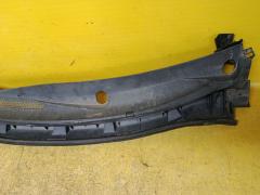 Решетка под лобовое стекло 66862-ED500 на Nissan Tiida C11 Фото 2