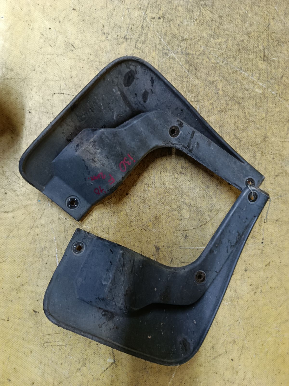 Брызговик на Hyundai I30 FD Фото 2