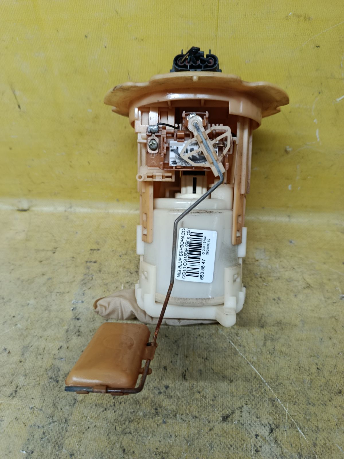 Бензонасос на Nissan Bluebird Sylphy QG10 QG18DE Фото 2