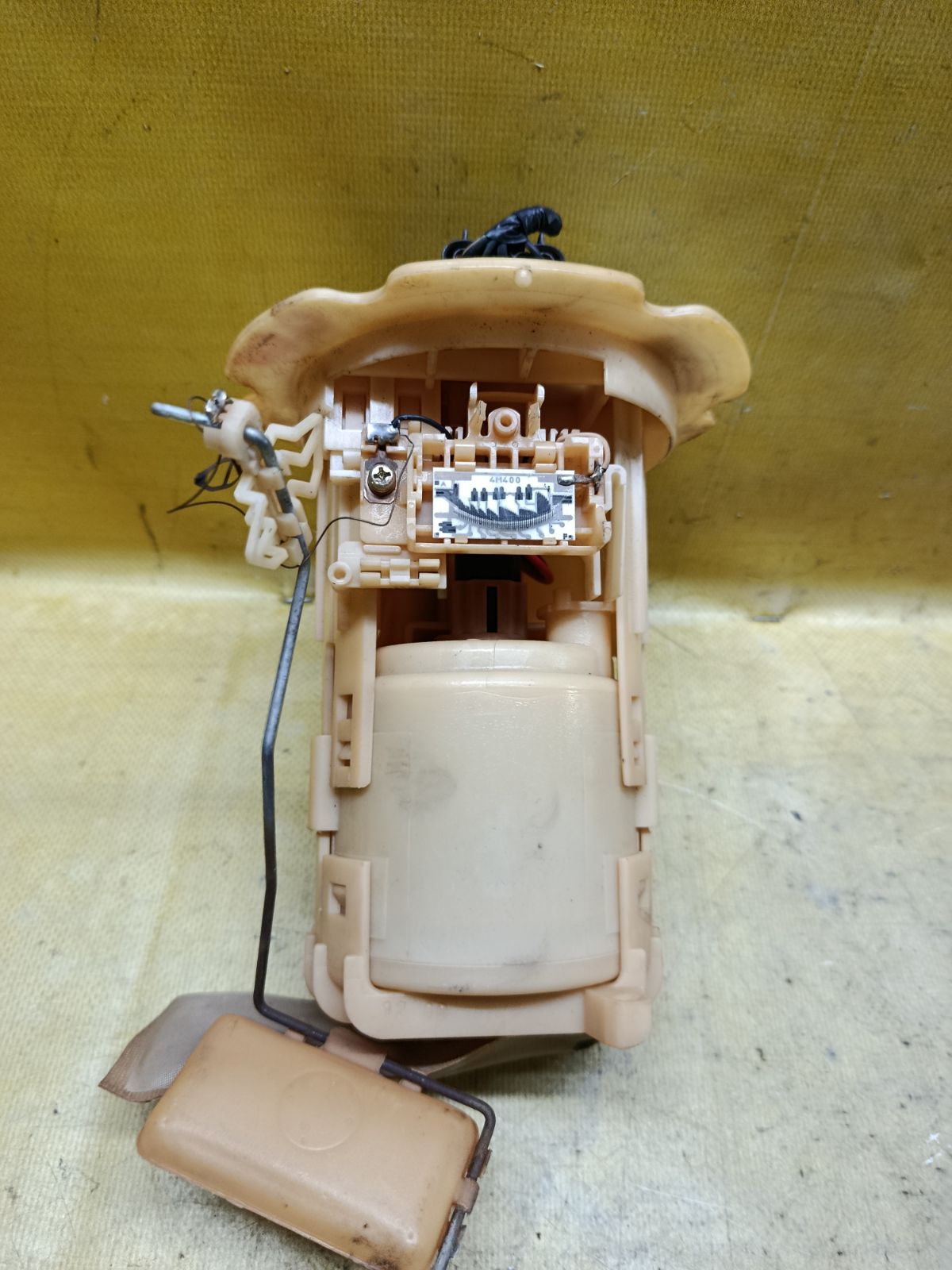 Бензонасос на Nissan Bluebird Sylphy QG10 QG18DE Фото 2