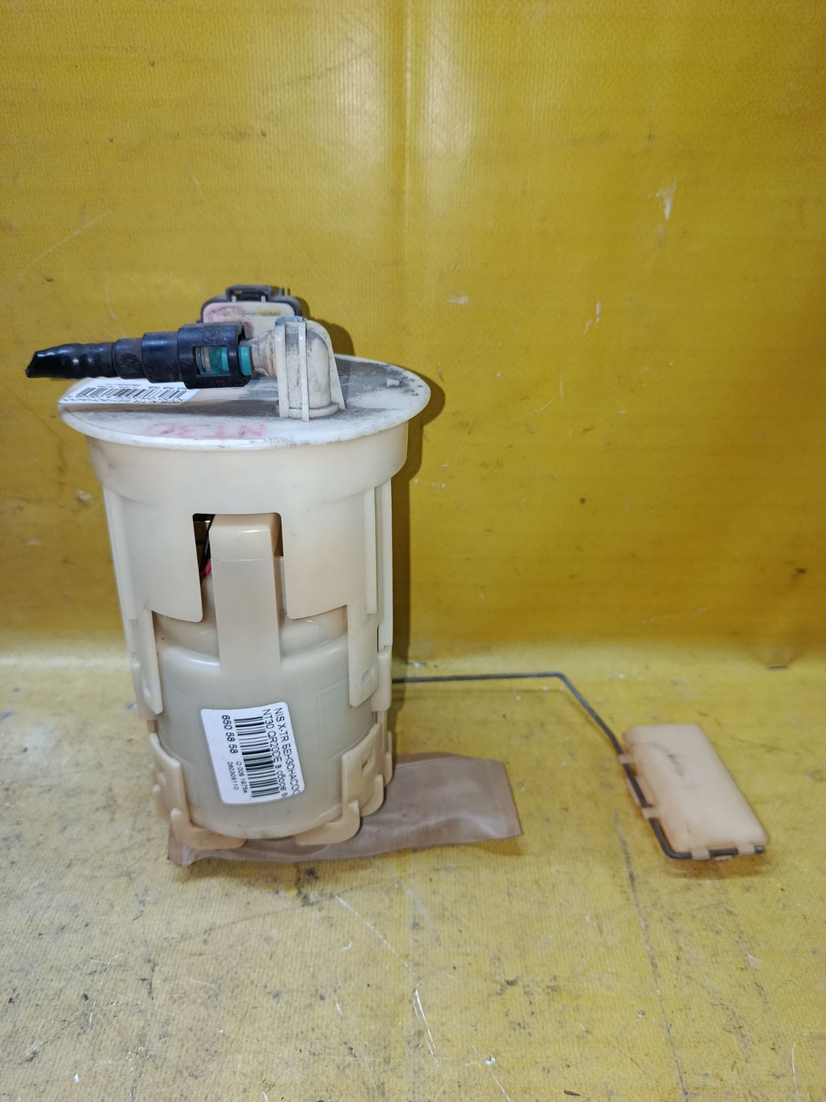 Бензонасос на Nissan X-Trail NT30 QR20DE Фото 3