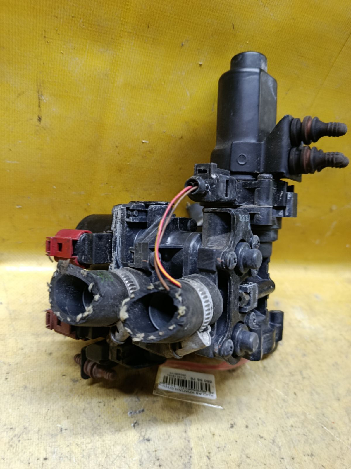 Клапан отопителя 4E0959617C, 113720-0072 на Audi A8 4E Фото 4