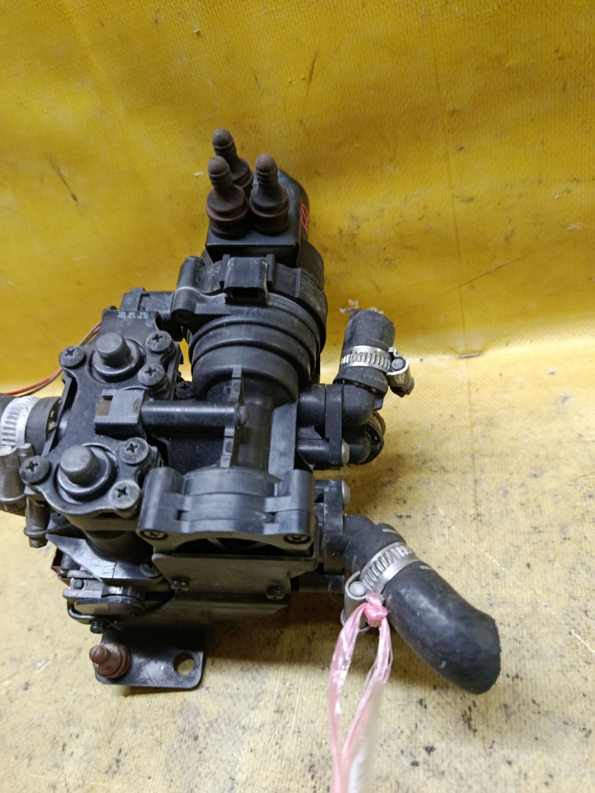 Клапан отопителя 4E0959617C, 113720-0072 на Audi A8 4E Фото 5