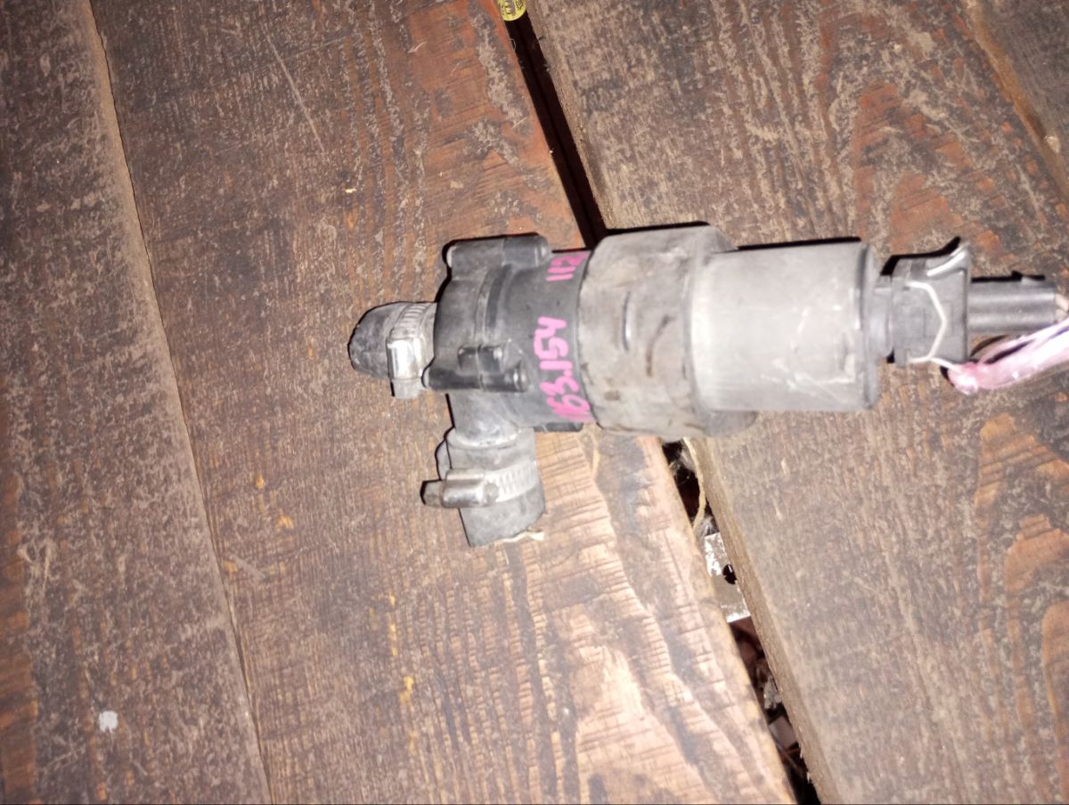 Насос отопителя A0018356064 на Mercedes-Benz M-Class W163.154 112.942 Фото 3