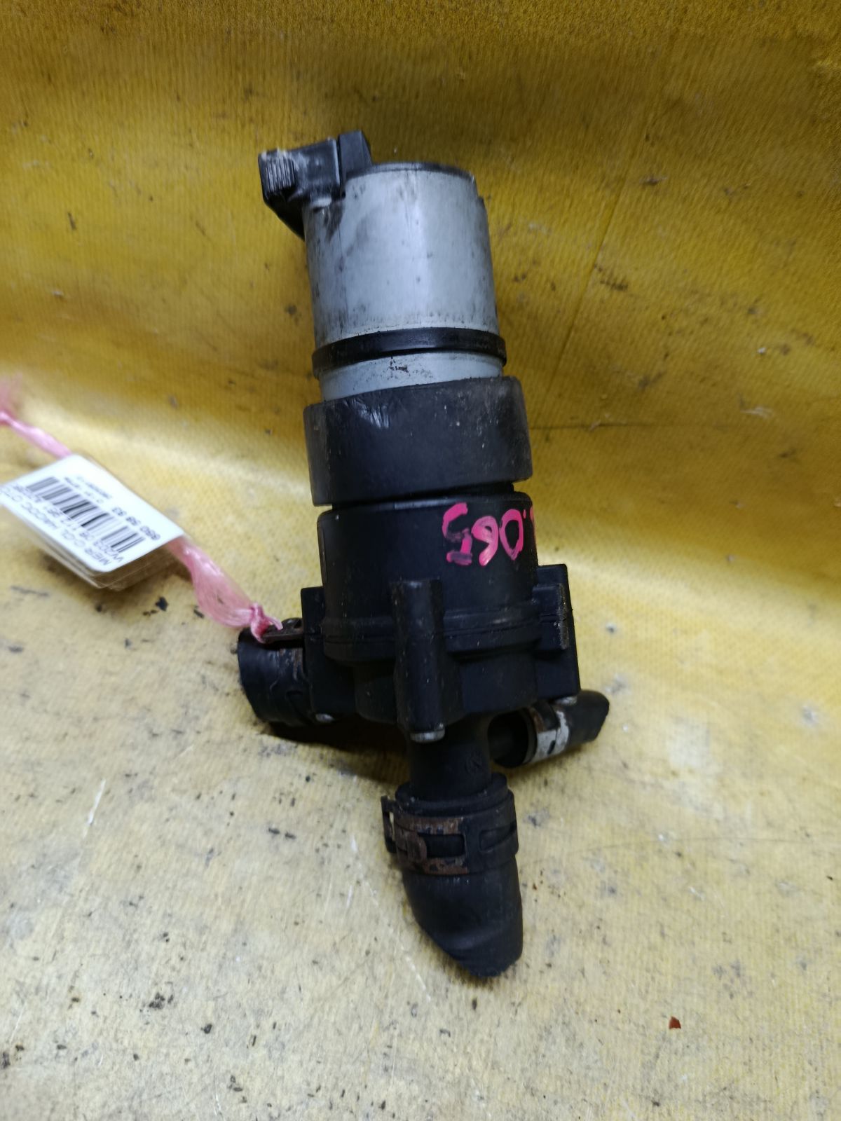 Насос отопителя A2038350164 на Mercedes-Benz C-Class W203.065 112.961 Фото 1