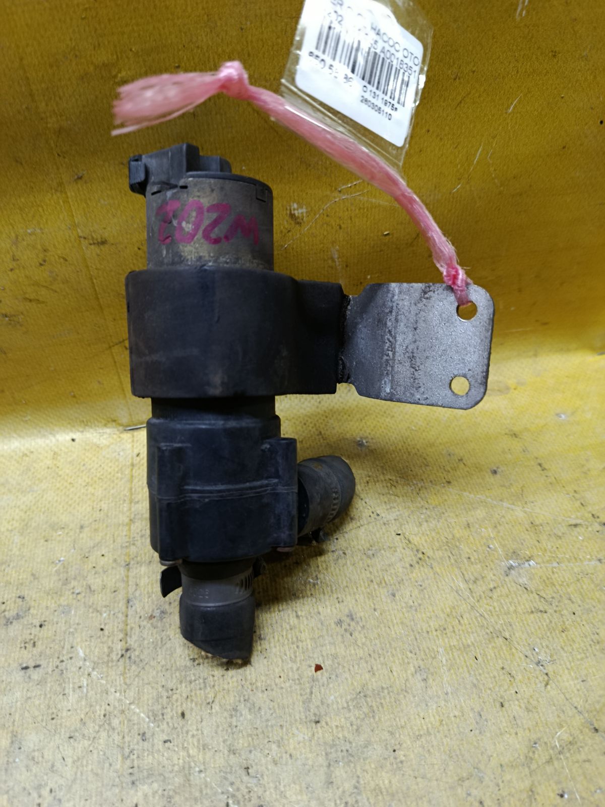 Насос отопителя A0018351164 на Mercedes-Benz C-Class W202 111.945 Фото 2