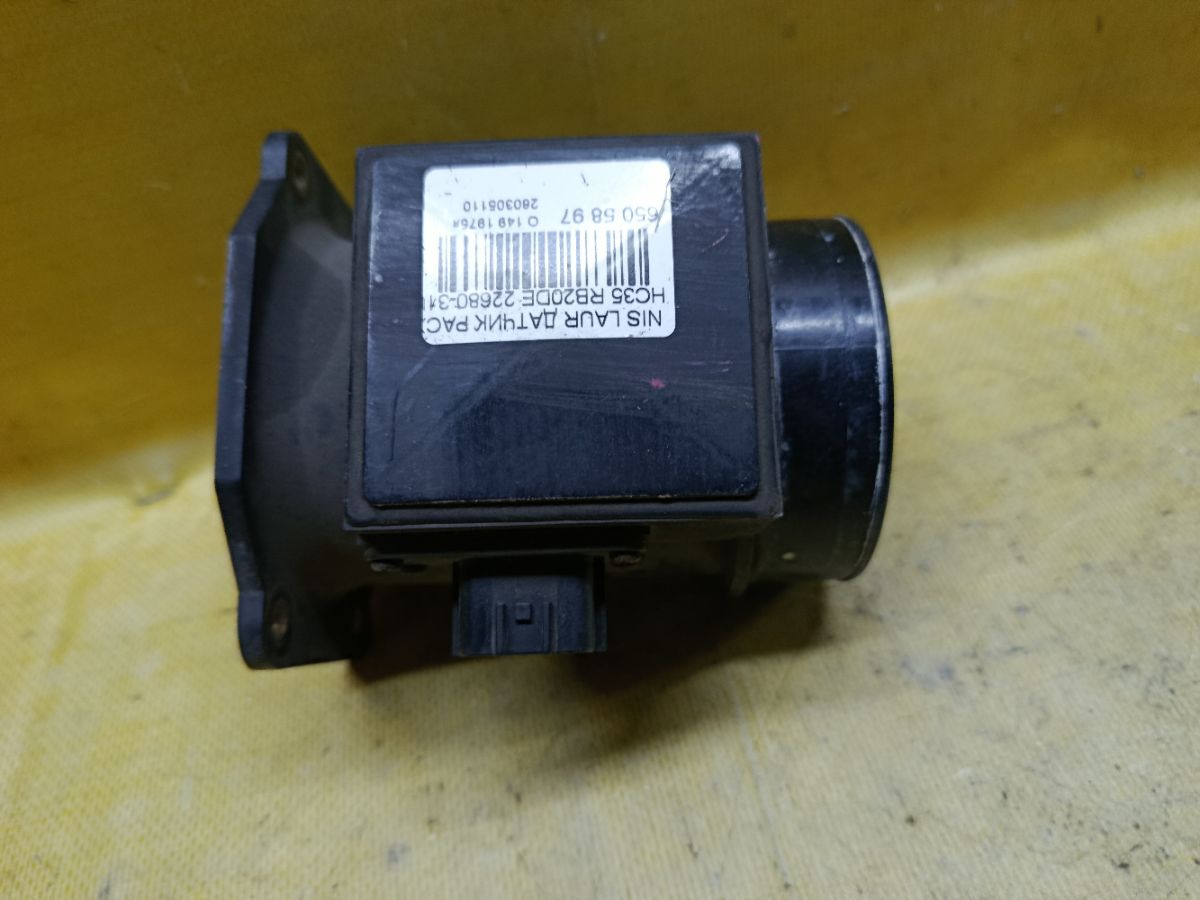 Датчик расхода воздуха 22680-31U05, 2268031U00 на Nissan Laurel HC35 RB20DE Фото 2
