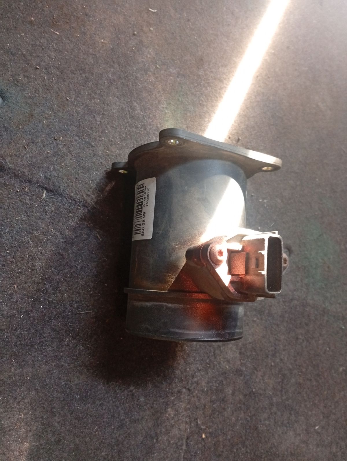 Датчик расхода воздуха 22680-AD201, 22680AD200, 22680AD20A на Nissan Serena PC24 SR20DE Фото 3