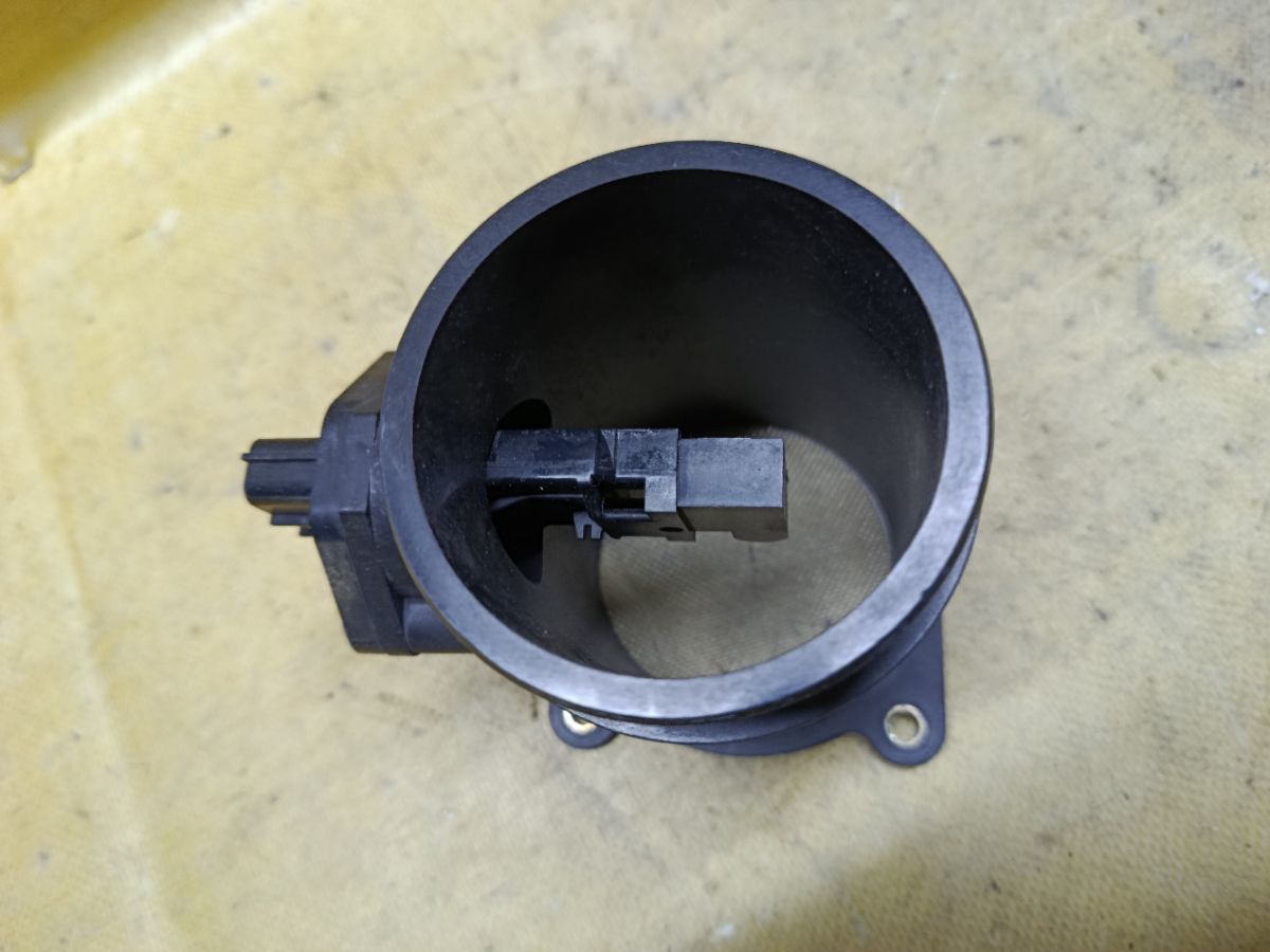 Датчик расхода воздуха 22680-AD201, 22680AD200, 22680AD20A на Nissan Serena PC24 SR20DE Фото 2