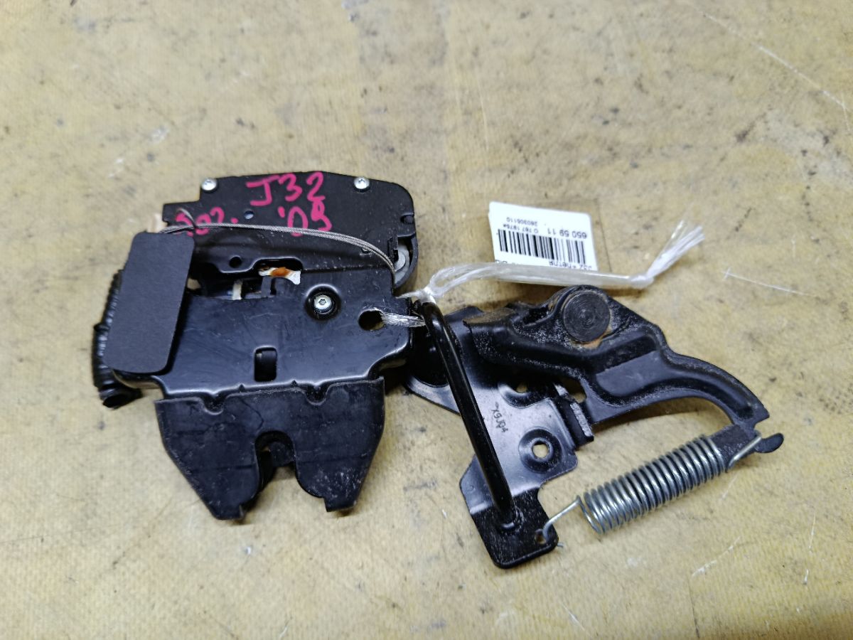 Замок крышки багажника на Nissan Teana J32 Фото 1