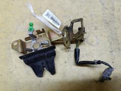 Замок крышки багажника на Toyota Camry Gracia SXV20 Фото 2