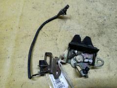 Замок крышки багажника на Toyota Corona ST191