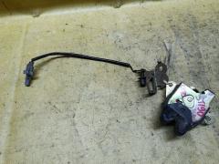 Замок крышки багажника на Toyota Corona ST191 Фото 2