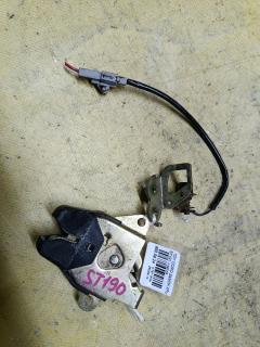 Замок крышки багажника на Toyota Corona ST191 Фото 2