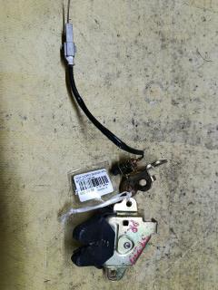 Замок крышки багажника на Toyota Corona Premio ST210 Фото 2