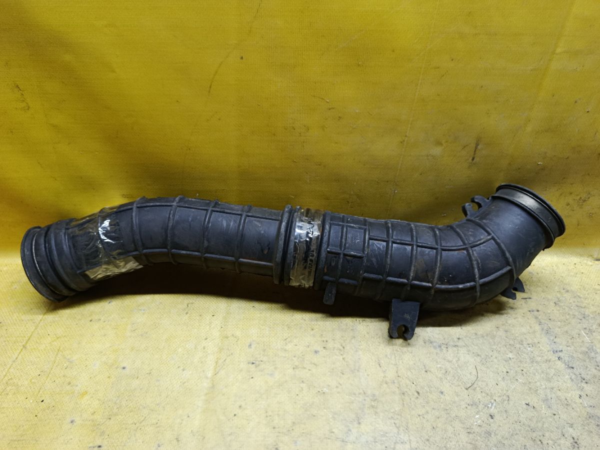 Патрубок воздушн.фильтра на Honda Accord CF8 F20B Фото 2