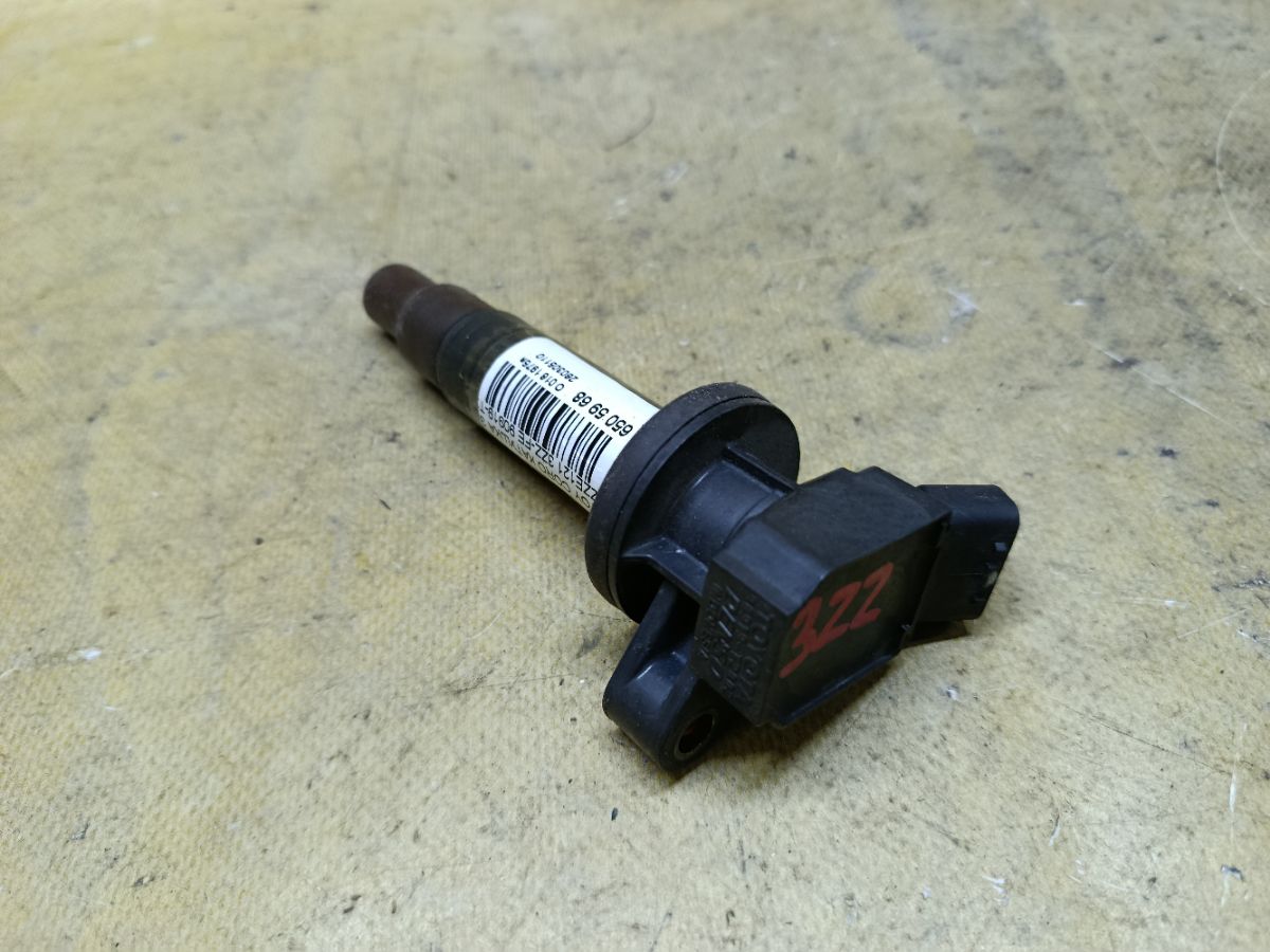 Катушка зажигания 90919-T2002 на Toyota Corolla ZZE121 3ZZ-FE Фото 2