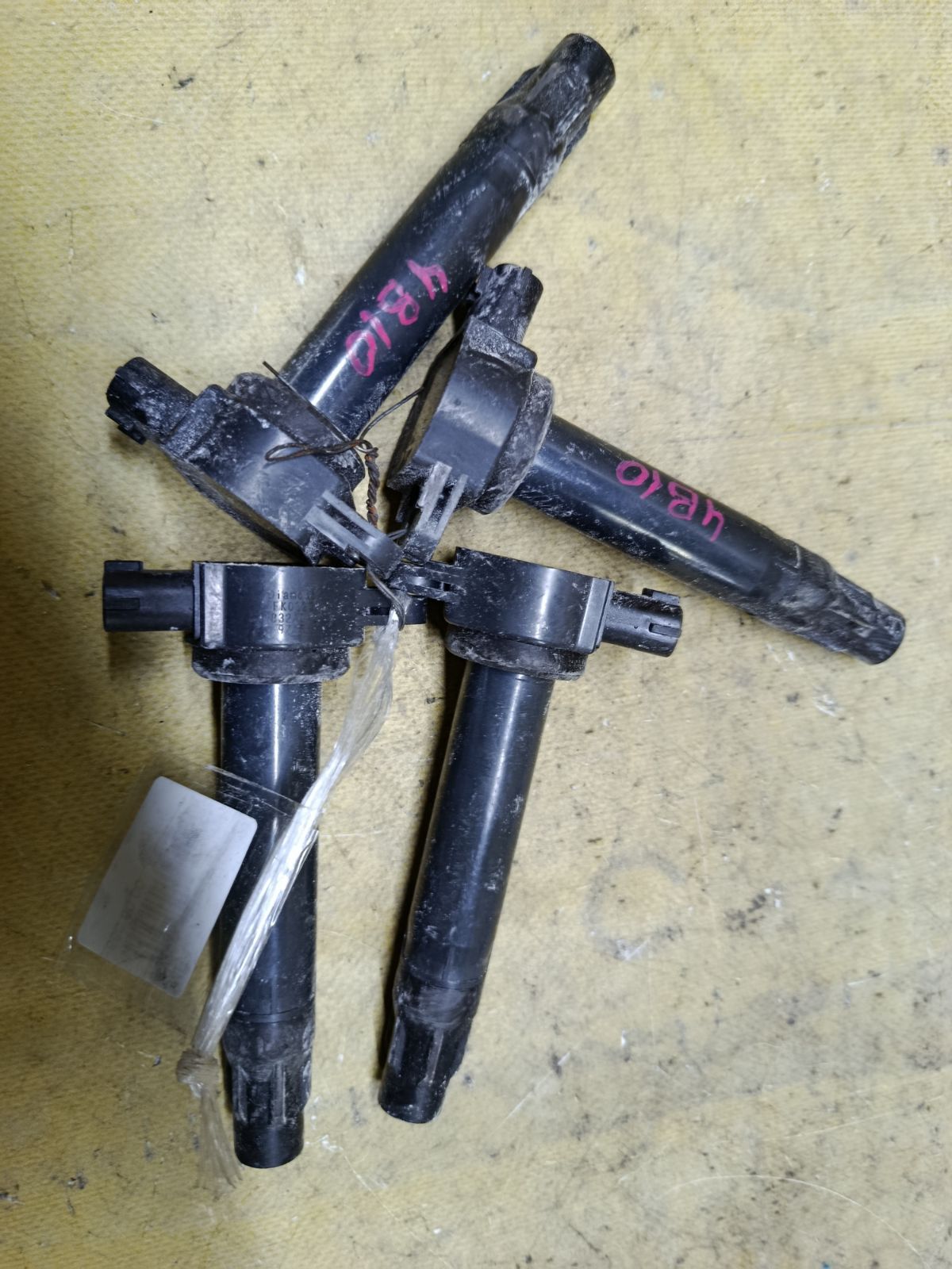 Катушка зажигания 1832A016 на Mitsubishi Outlander CW5W 4B12 Фото 1