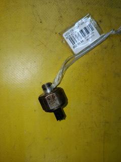 Датчик детонации на Honda Cr-V RD5 K20A 30530 PNA 003