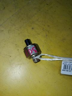 Датчик детонации на Honda Cr-V RD5 K20A 30530 PNA 003