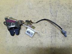 Замок крышки багажника на Toyota Corona Premio ST210 Фото 2