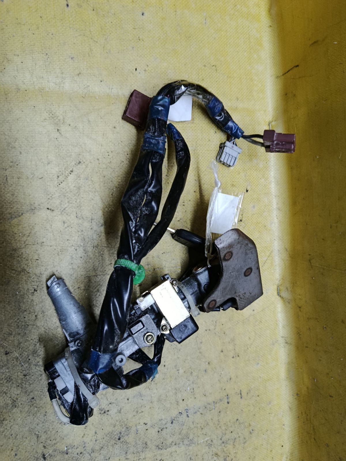 Замок зажигания на Honda Cr-V RD1 Фото 2