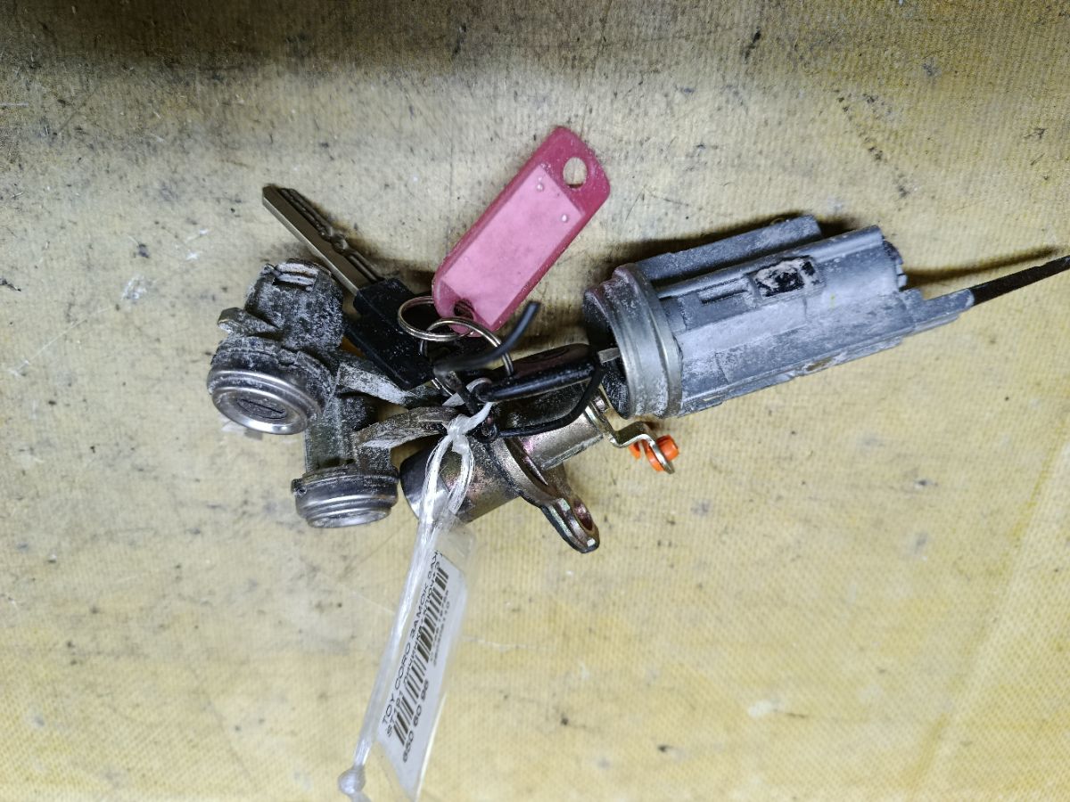 Замок зажигания на Toyota Corona ST191 Фото 2