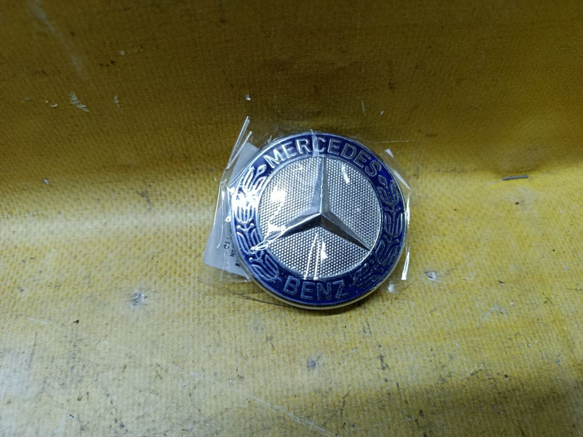 Эмблема A2048170616 на Mercedes-Benz C-Class W204 Фото 5