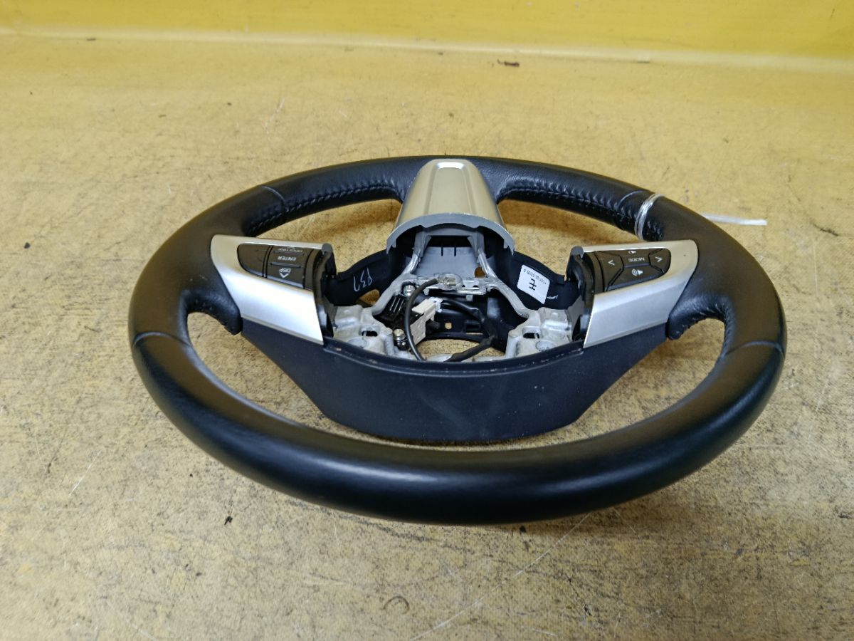 Руль на Toyota Tank M900A Фото 3