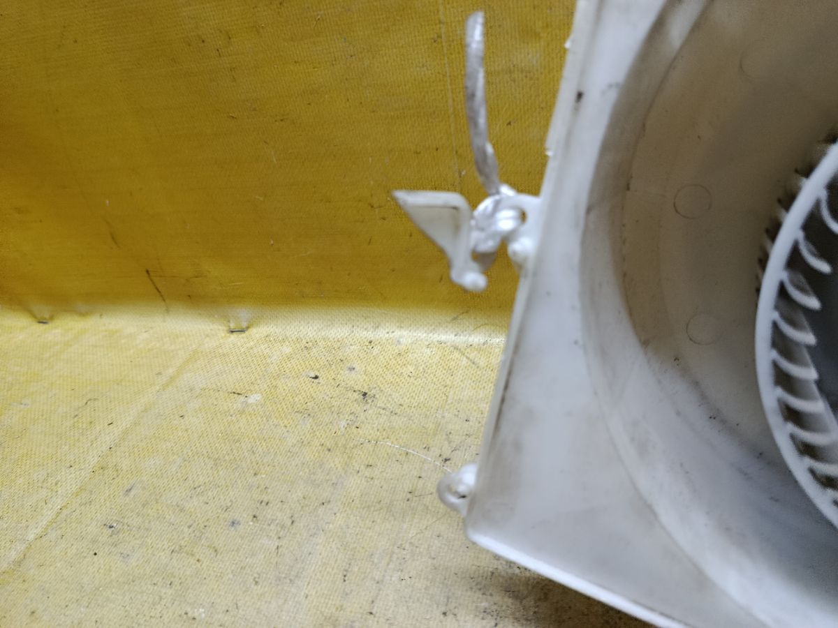 Мотор печки 27200-4M461 на Nissan Sunny FB15 Фото 4