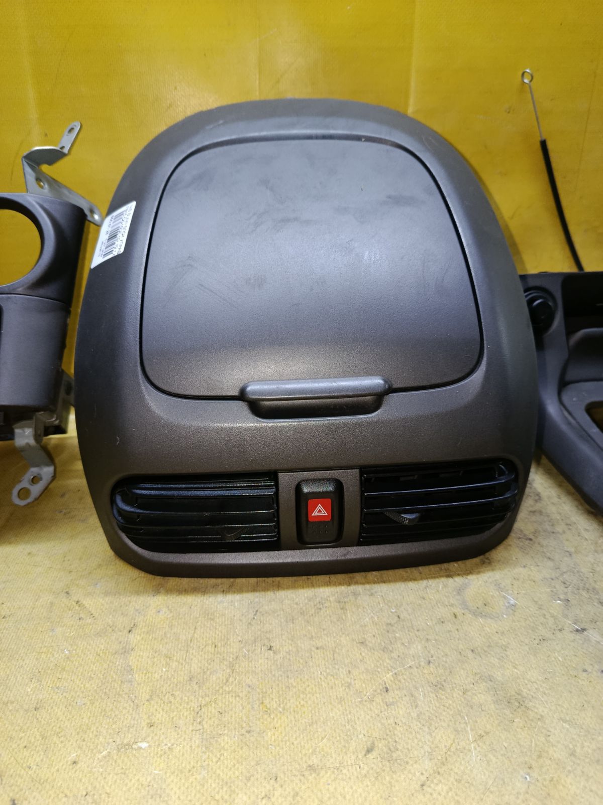 Блок управления климатконтроля на Nissan Sunny FB15 QG15DE Фото 2